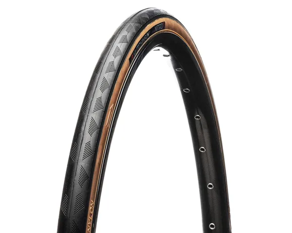 Покрышка Nitro 2 700x28 HUTCHINSON (Tanwall) бежевий/чёрный, складной корд